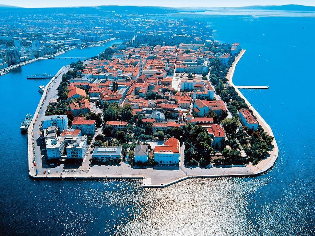 Rooms And Apartments Ana Zadar Exterior foto